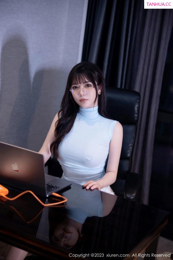 萌汉药baby  [XiuRen]高清写真图 2023.04.27 No.6645 Arude薇薇 合集美腿第2张图片